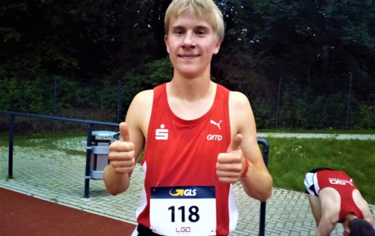 Henrik Lindstrot läuft zum NRW-Meistertitel