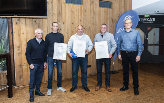 TSC Eintracht verleiht silberne Ehrennadeln an Fußball-Abteilungsleitungen